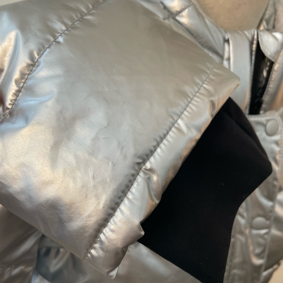 Aerie Offline Metallic Silver Hooded Puffer Jacket - Picture 8 of 15